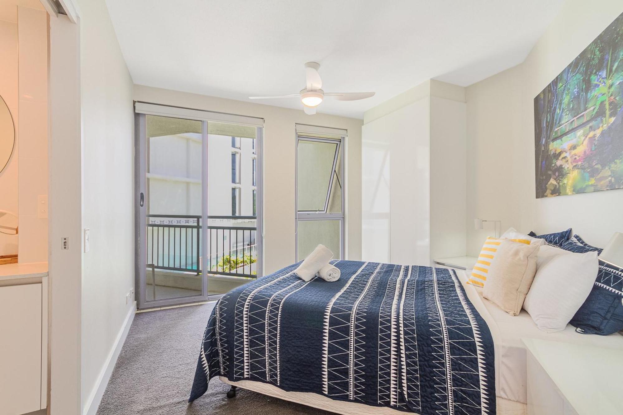 Oceanside - Absolute Beachfront Gold Coast